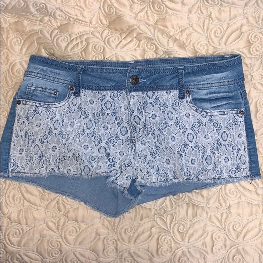 White floral pattern on jean shorts!